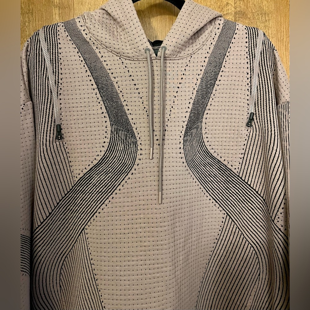 Nike Sweatshirt - Picture 2 of 5